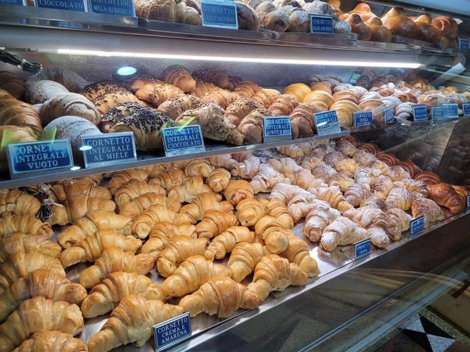 מלון קוסנזה Labienbi' מראה חיצוני תמונה